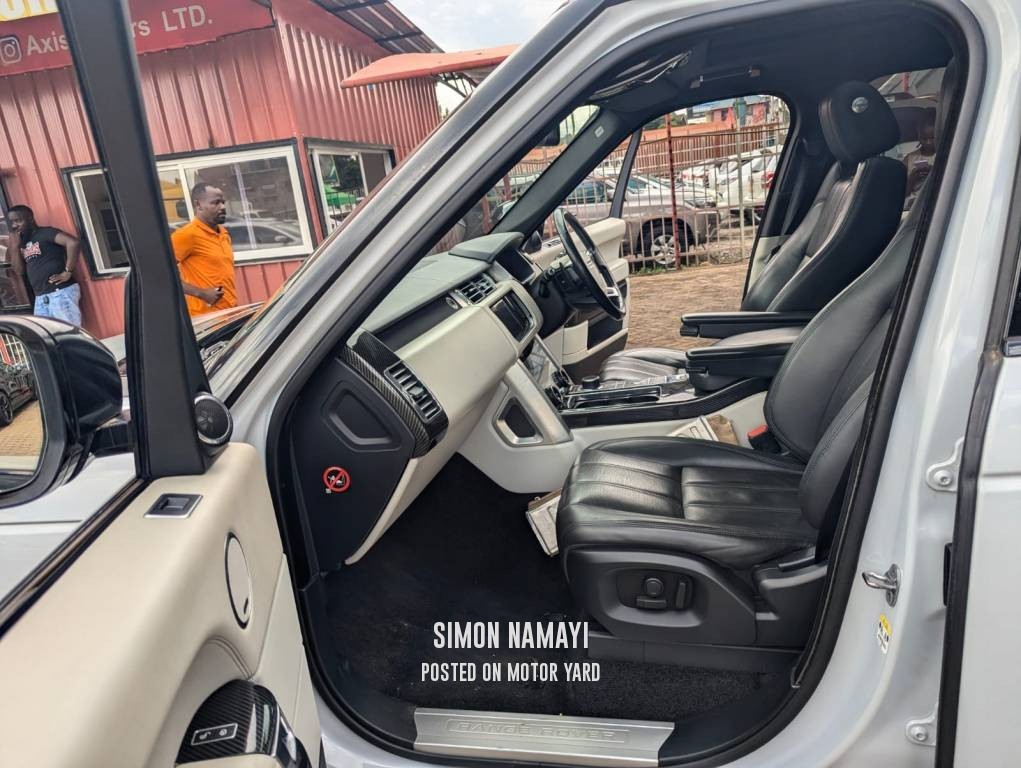 Range Rover Vogue 2016 White