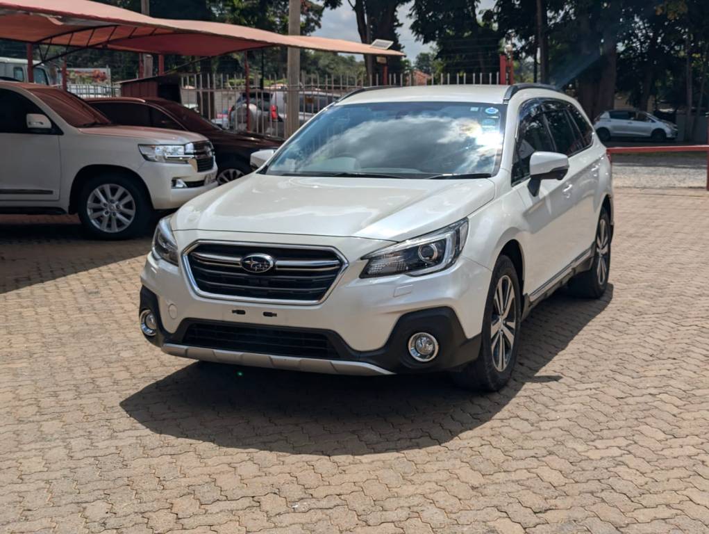 Subaru Outback 2017 White