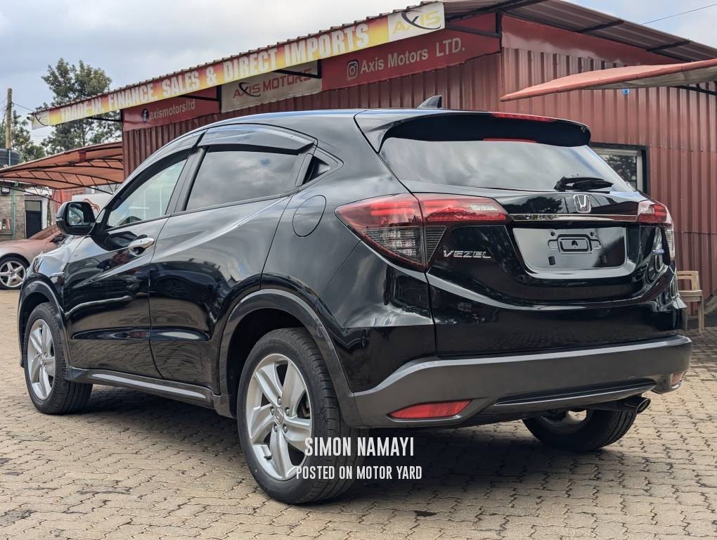Honda Vezel 2018 Black