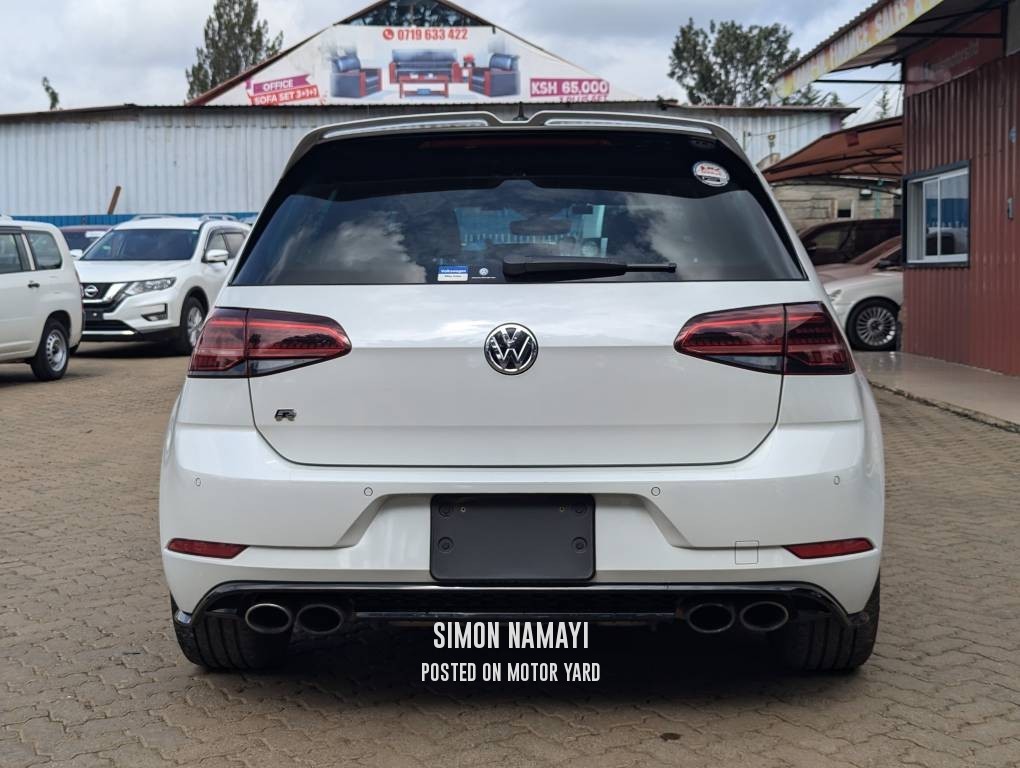Volkswagen Golf 2018 White