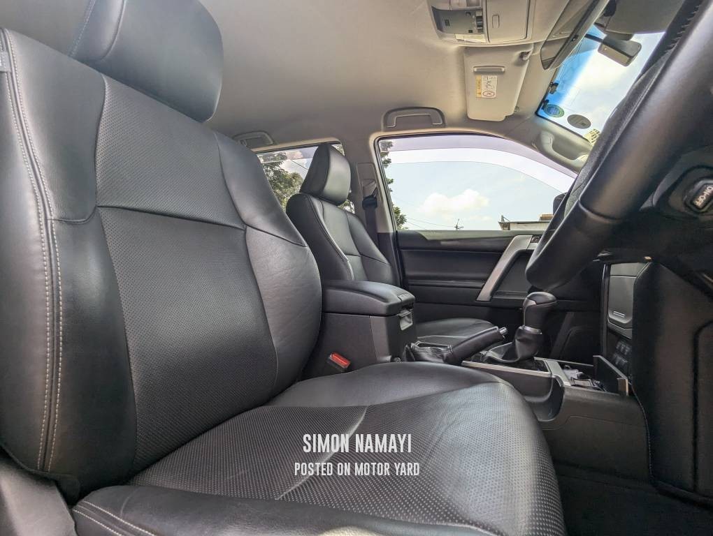 Toyota Land Cruiser Prado 2018 Black