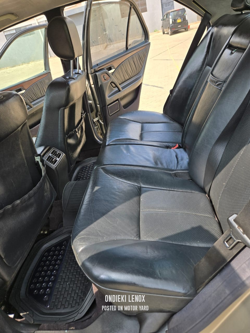 Mercedes-Benz E200 2002 Other