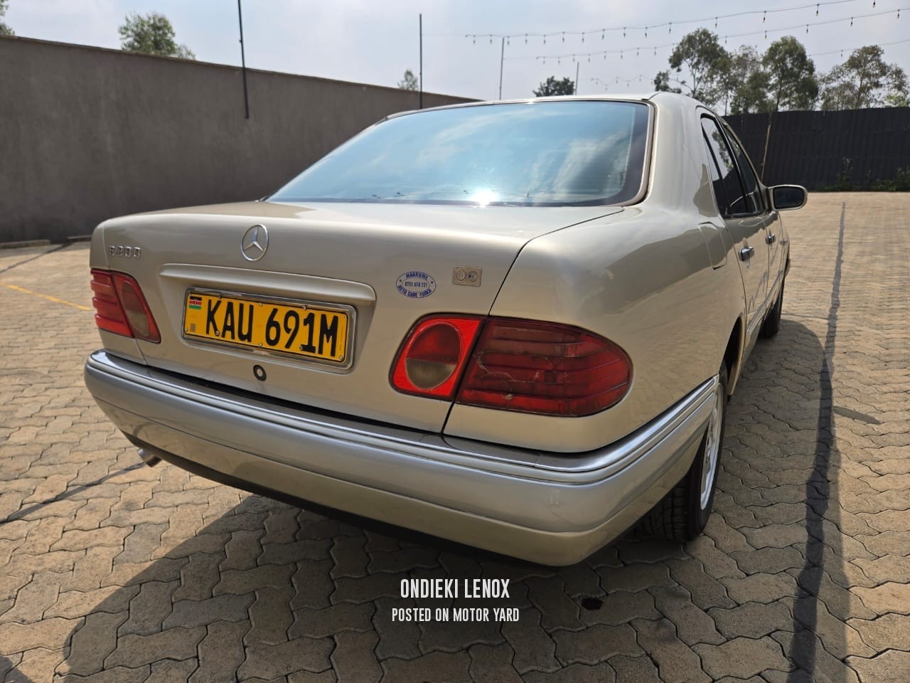 Mercedes-Benz E200 2002 Other