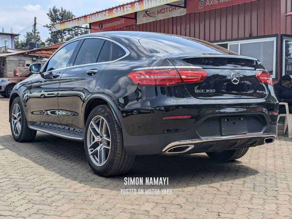 Mercedes-Benz GLC 2018 Black