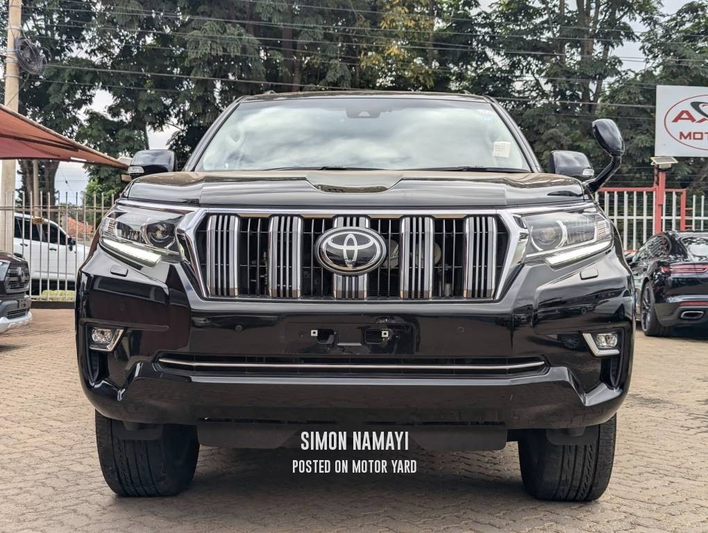 Toyota Land Cruiser Prado 2021 Black