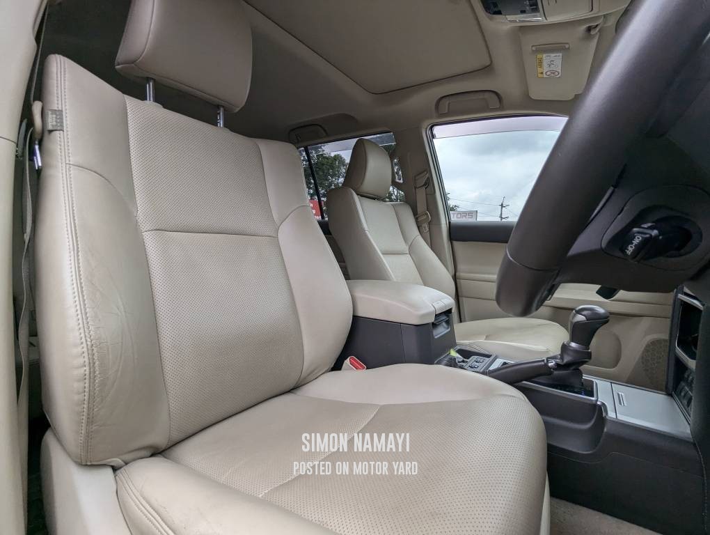 Toyota Land Cruiser Prado 2021 Black