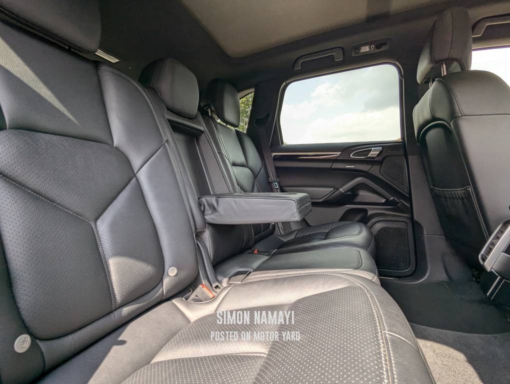 Porsche Cayenne 2016 Black