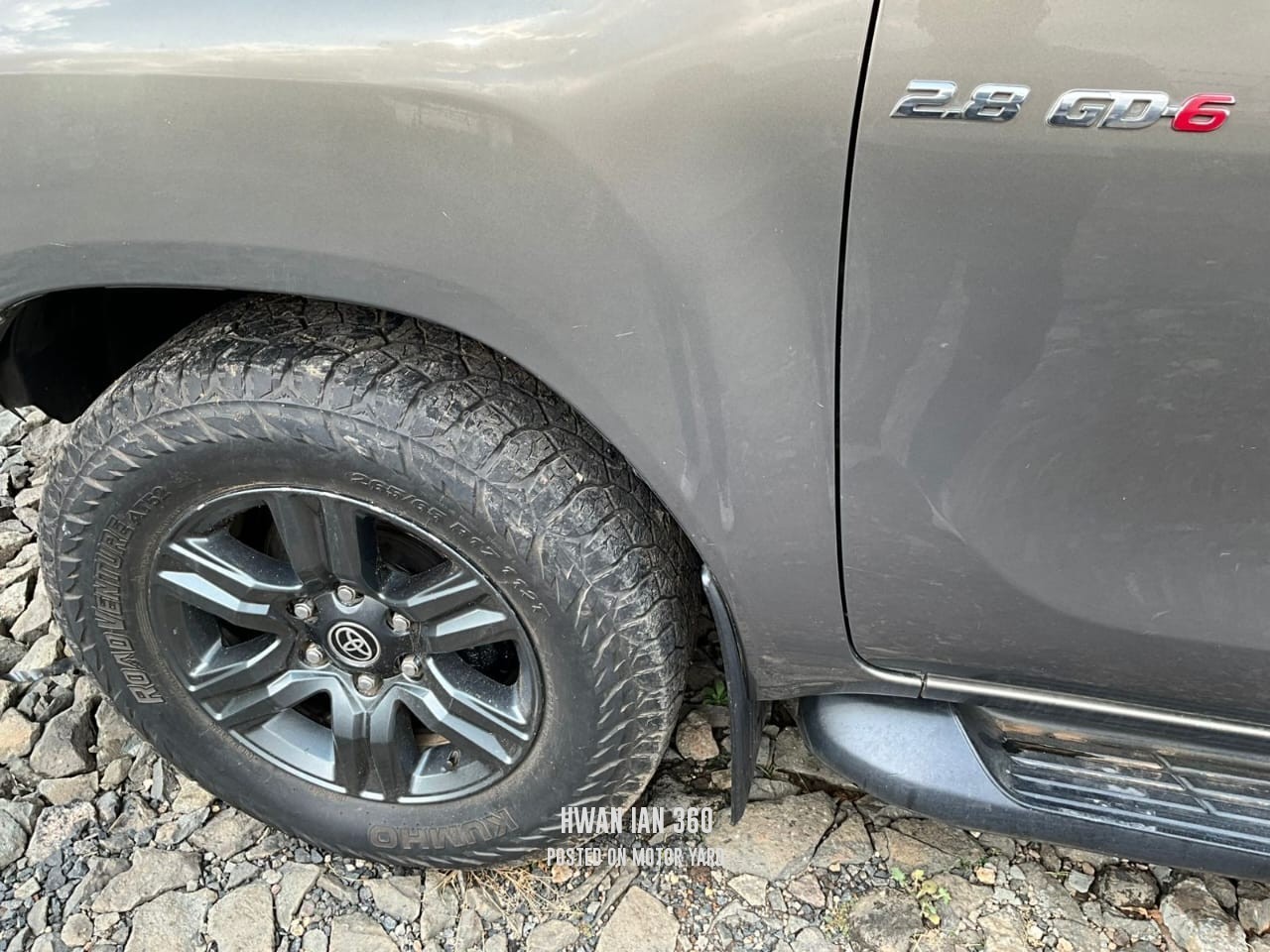 Toyota Hilux 2022 Black