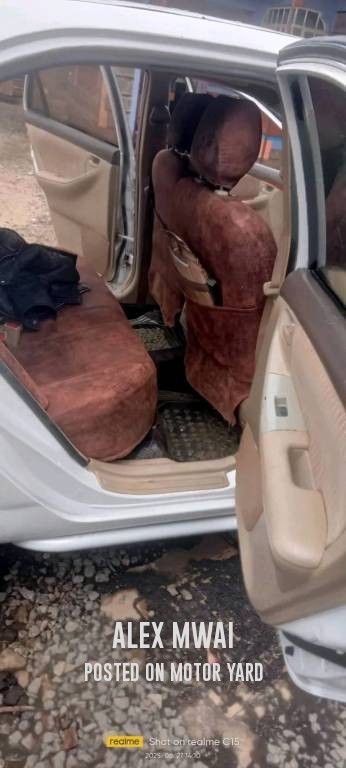 Toyota NZE 2010 White