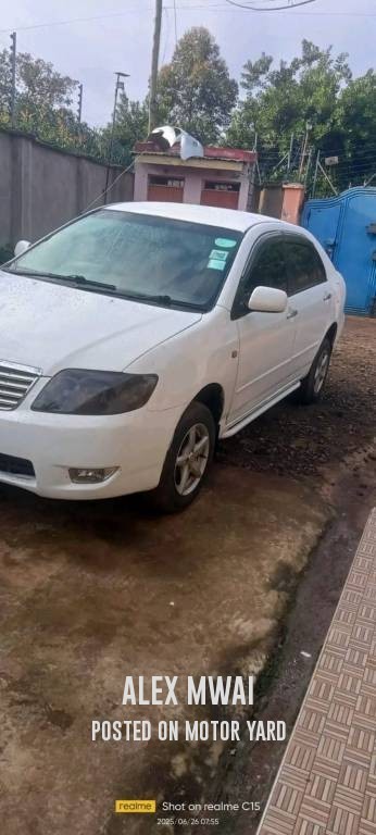 Toyota NZE 2010 White