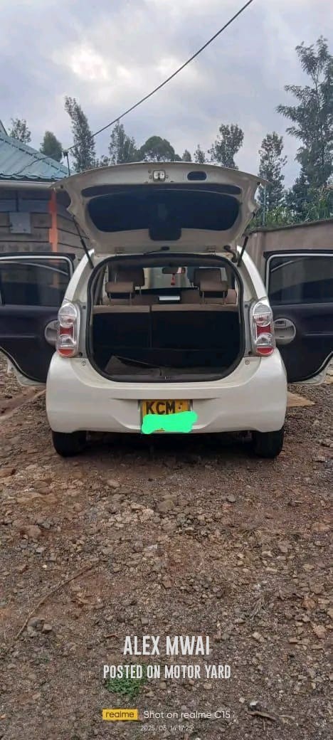 Toyota Passo 2015 White