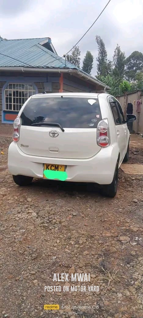 Toyota Passo 2015 White