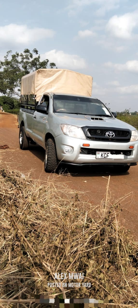 Toyota Hilux 2008 Silver