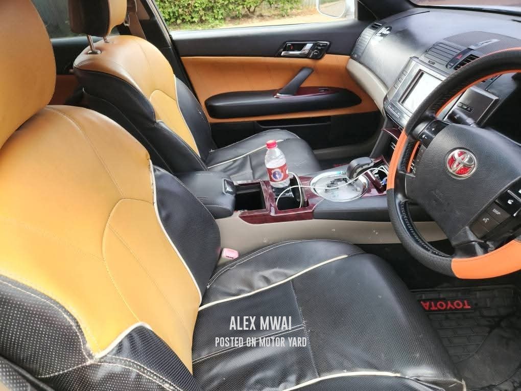 Toyota Mark X 2017 Silver