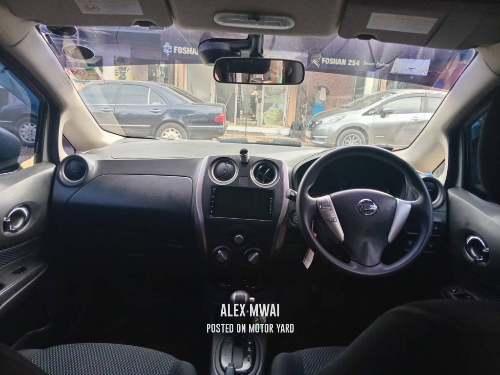 Nissan Note 2015 Silver