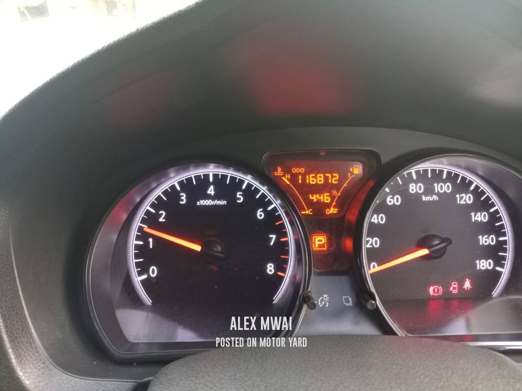 Nissan Note 2015 Silver