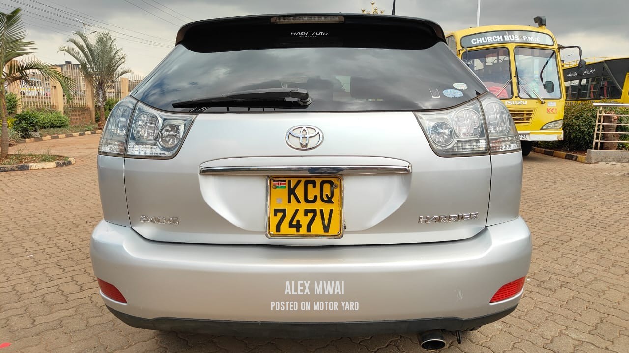 Toyota Harrier 2012 Silver