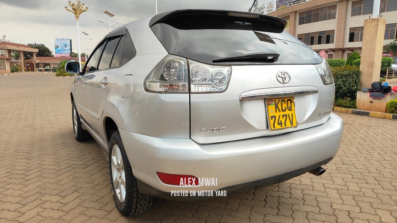 Toyota Harrier 2012 Silver