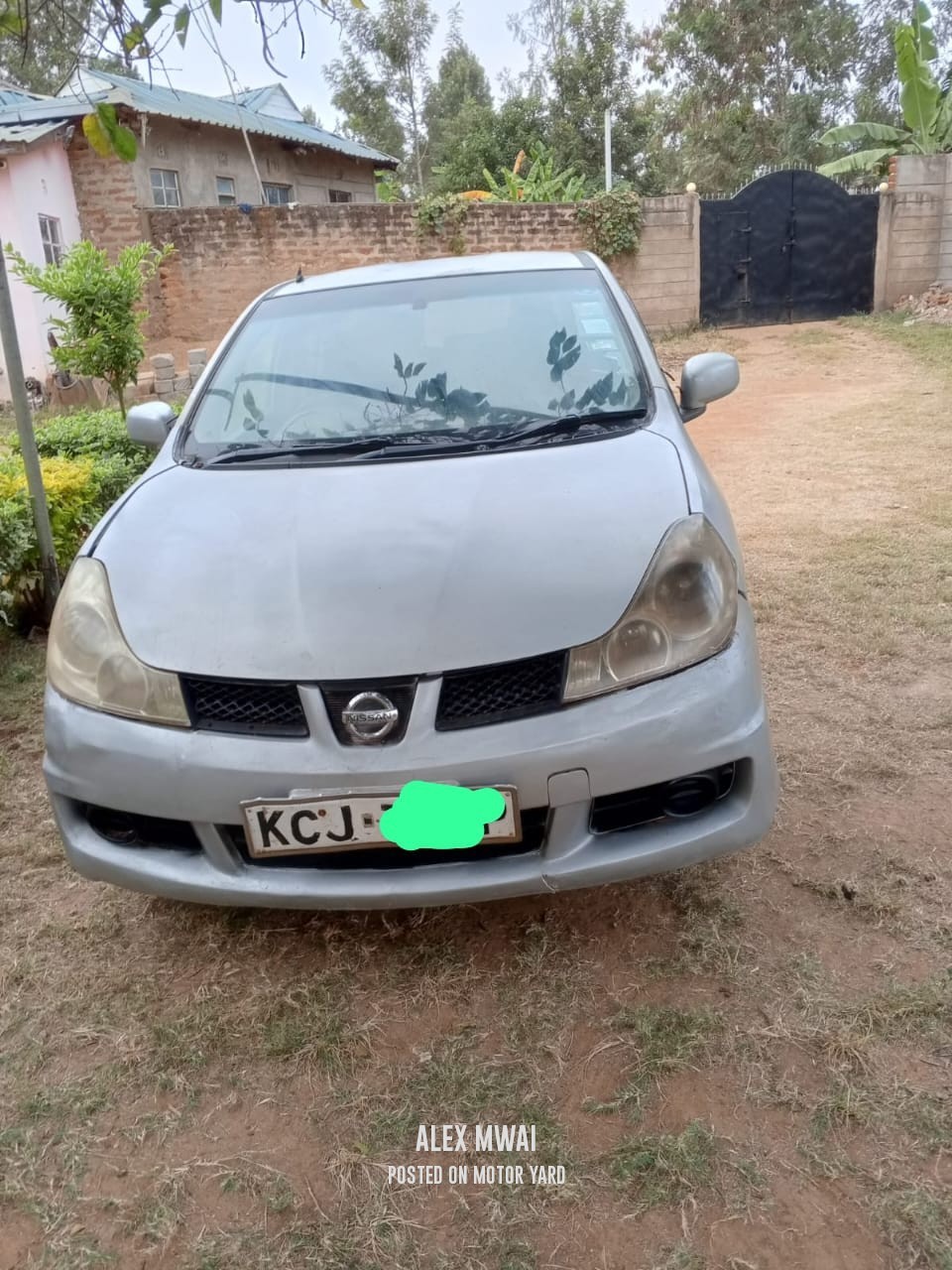 Nissan Wingroad 2011 Silver