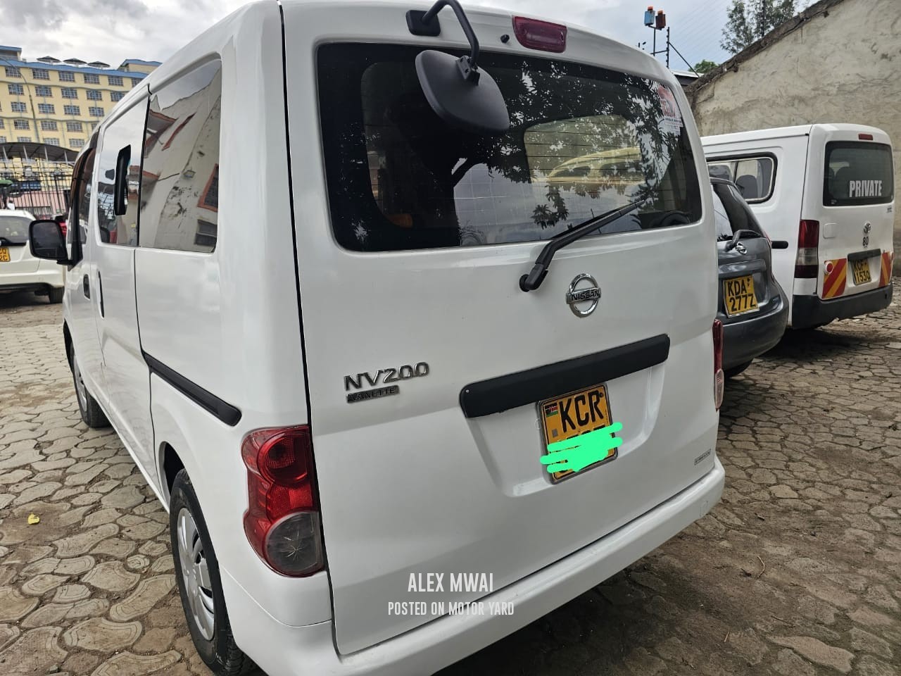 Nissan NV200 2011 White