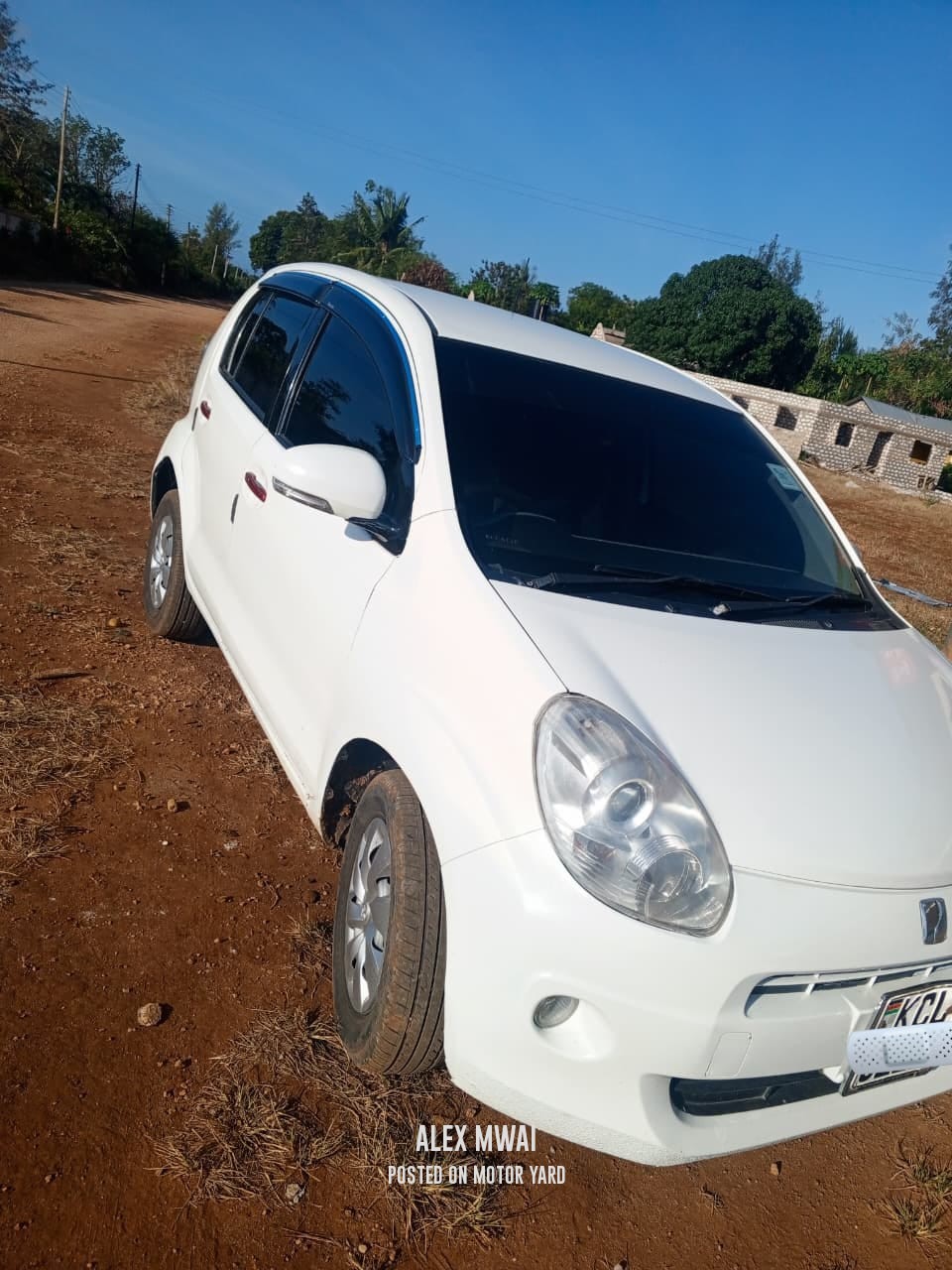 Toyota Passo 2012 White