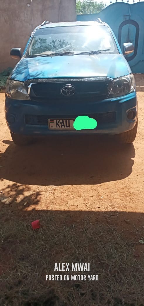 Toyota Hilux Vigo D/Cab 2001 Blue