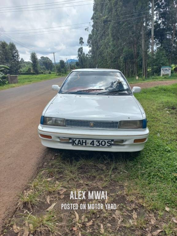 Toyota Corolla 2009 White