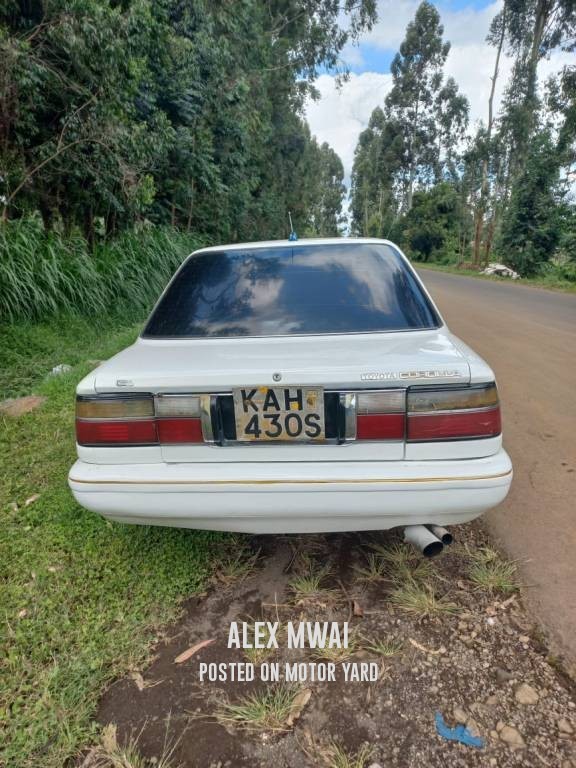 Toyota Corolla 2009 White