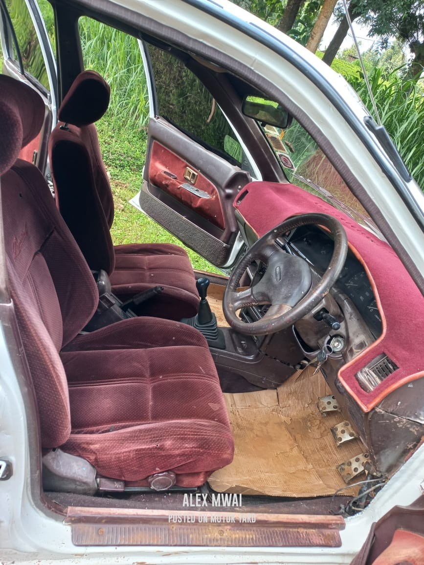 Toyota Corolla 2009 White