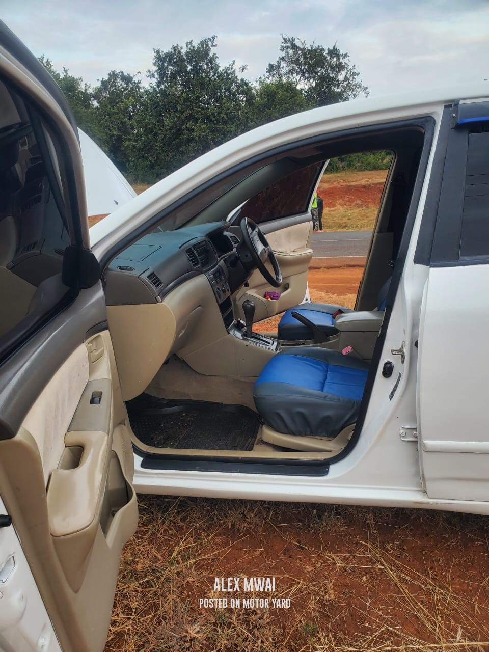 Toyota Corolla 2011 White