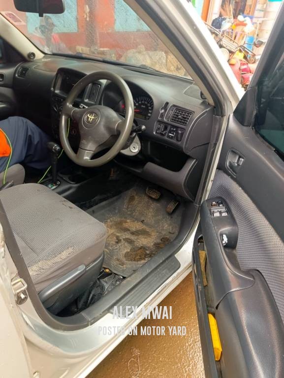 Toyota Succeed 2014 Grey