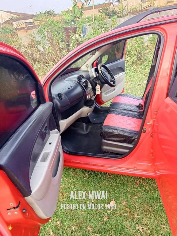 Toyota Passo 2014 Red