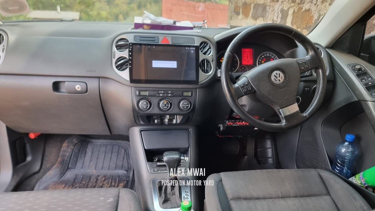 Volkswagen Touareg 2015 Black