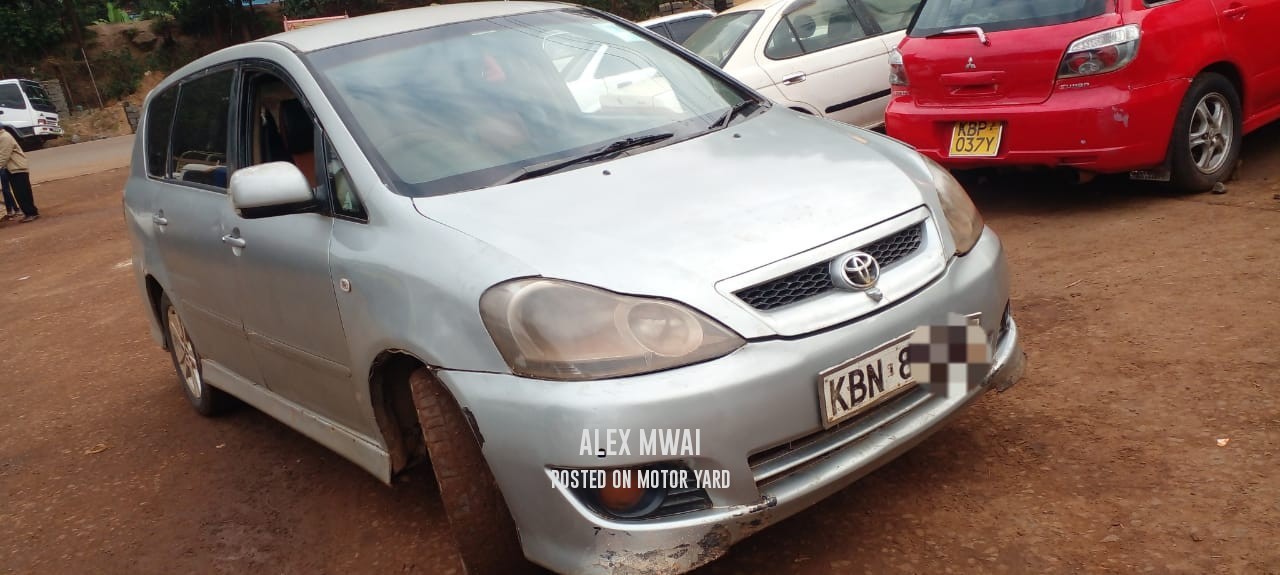 Toyota Ipsum 2015 Silver