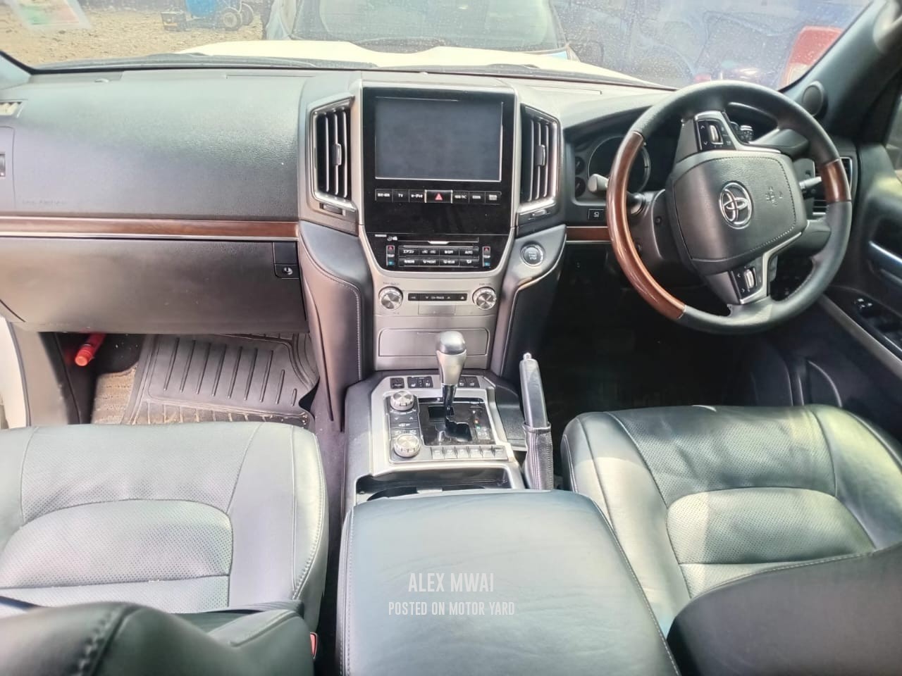 Toyota Land Cruiser Prado VXL 2016 Black