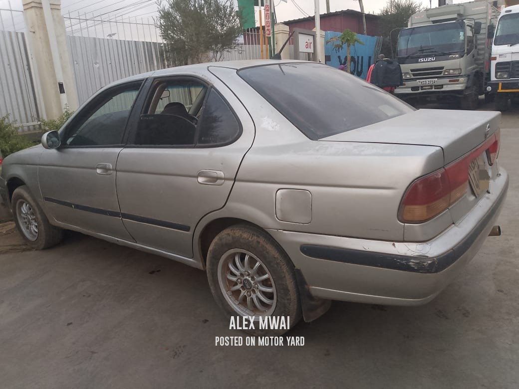 Nissan B15 2007 Silver