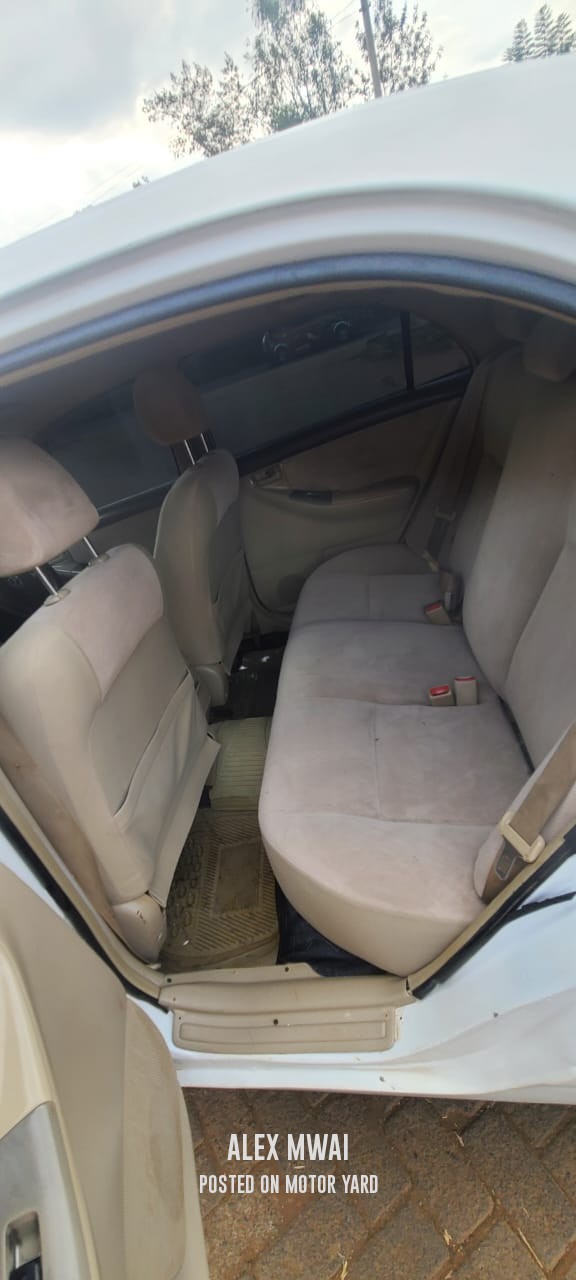 Toyota NZE 2008 White