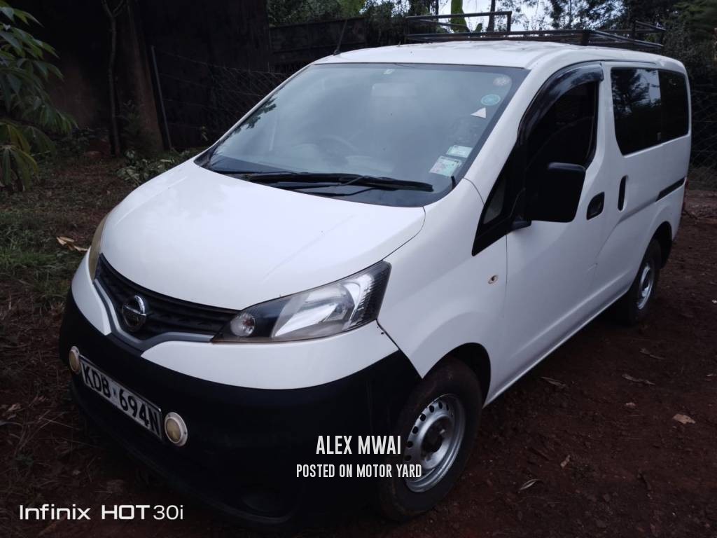 Nissan NV200 2019 White