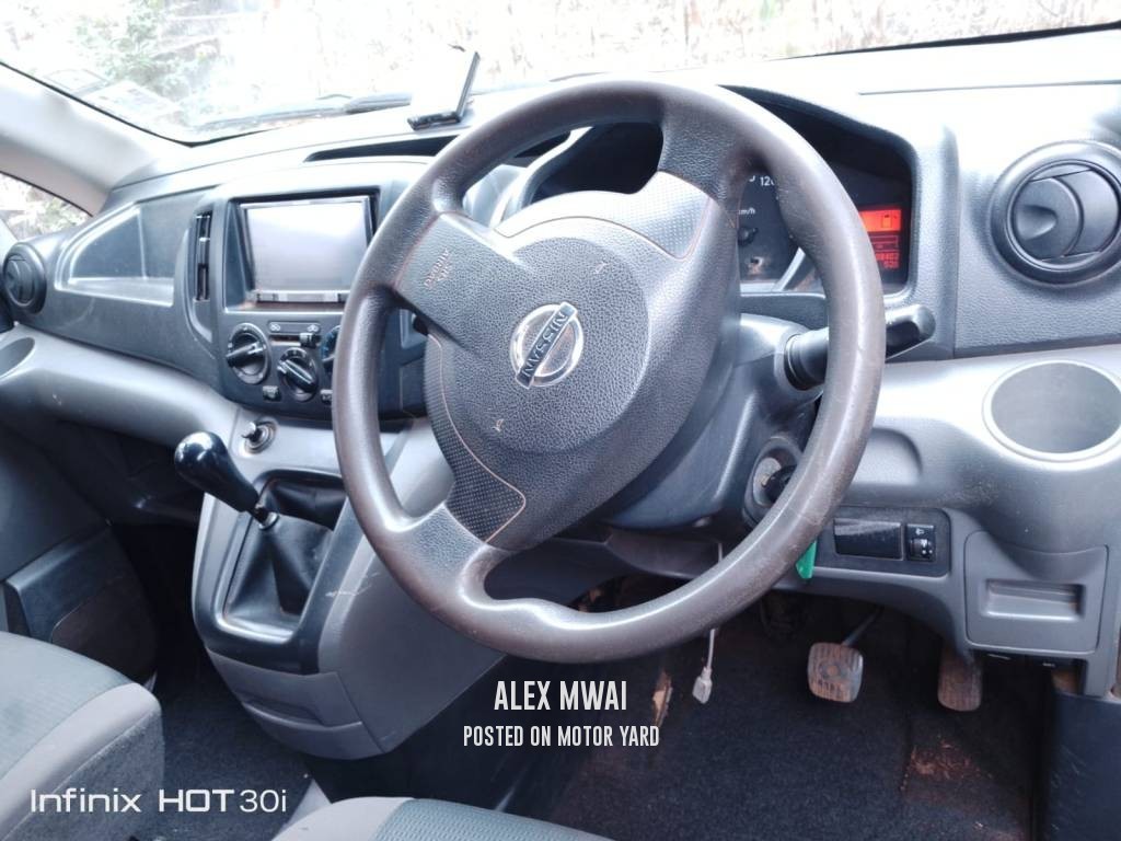 Nissan NV200 2019 White