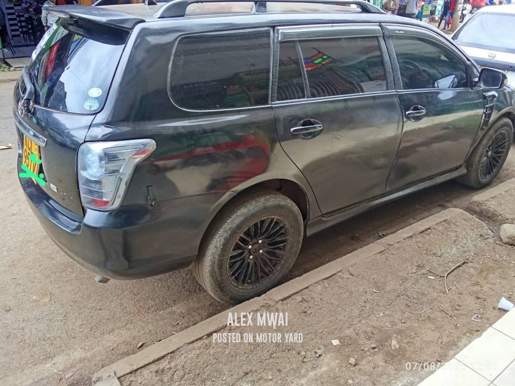 Toyota Fielder 2020 Black