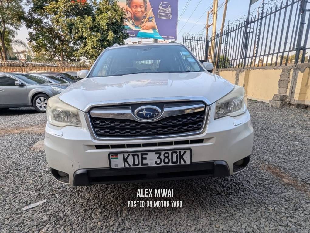 Subaru Forester 2018 White