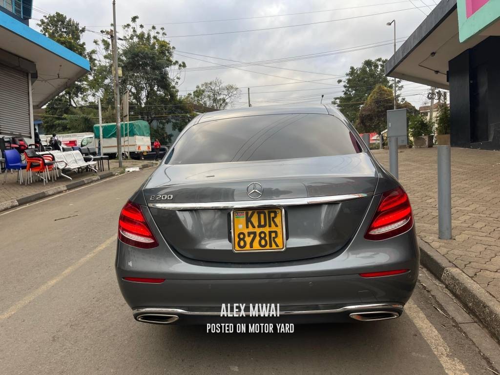 Mercedes-Benz E200 2018 Grey