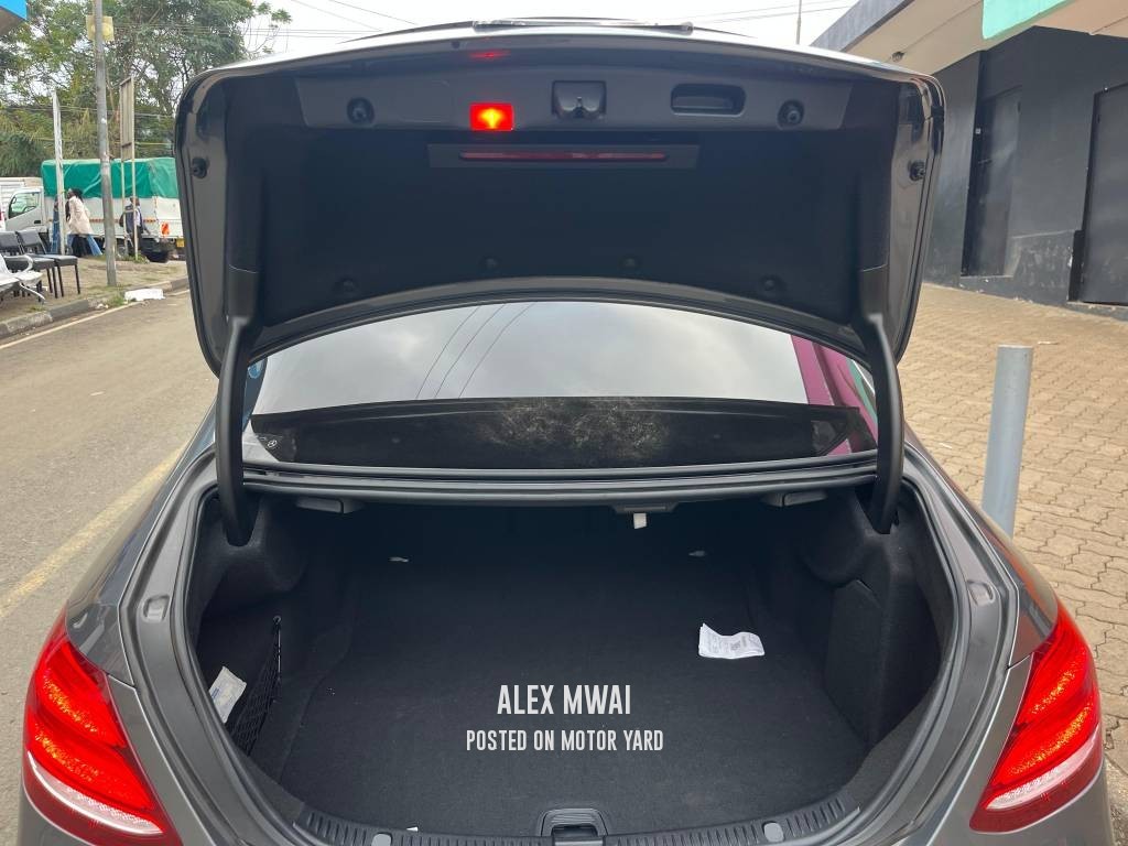 Mercedes-Benz E200 2018 Grey