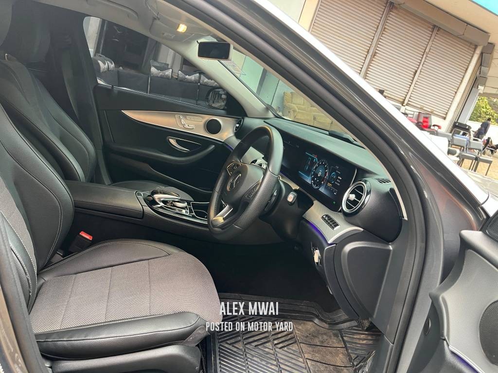 Mercedes-Benz E200 2018 Grey