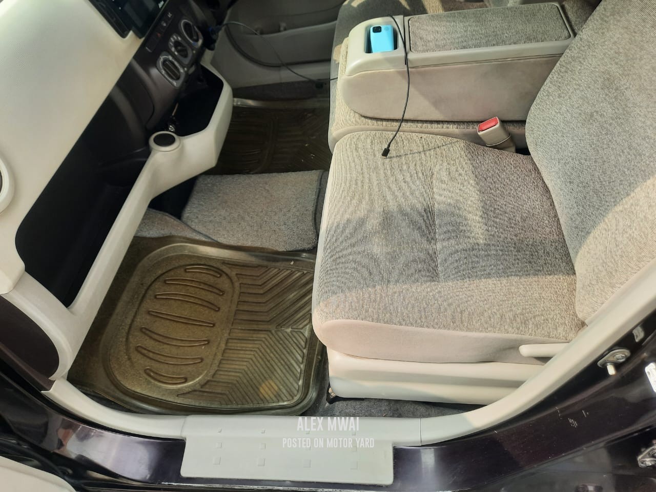 Toyota Passo 2011 Maroon