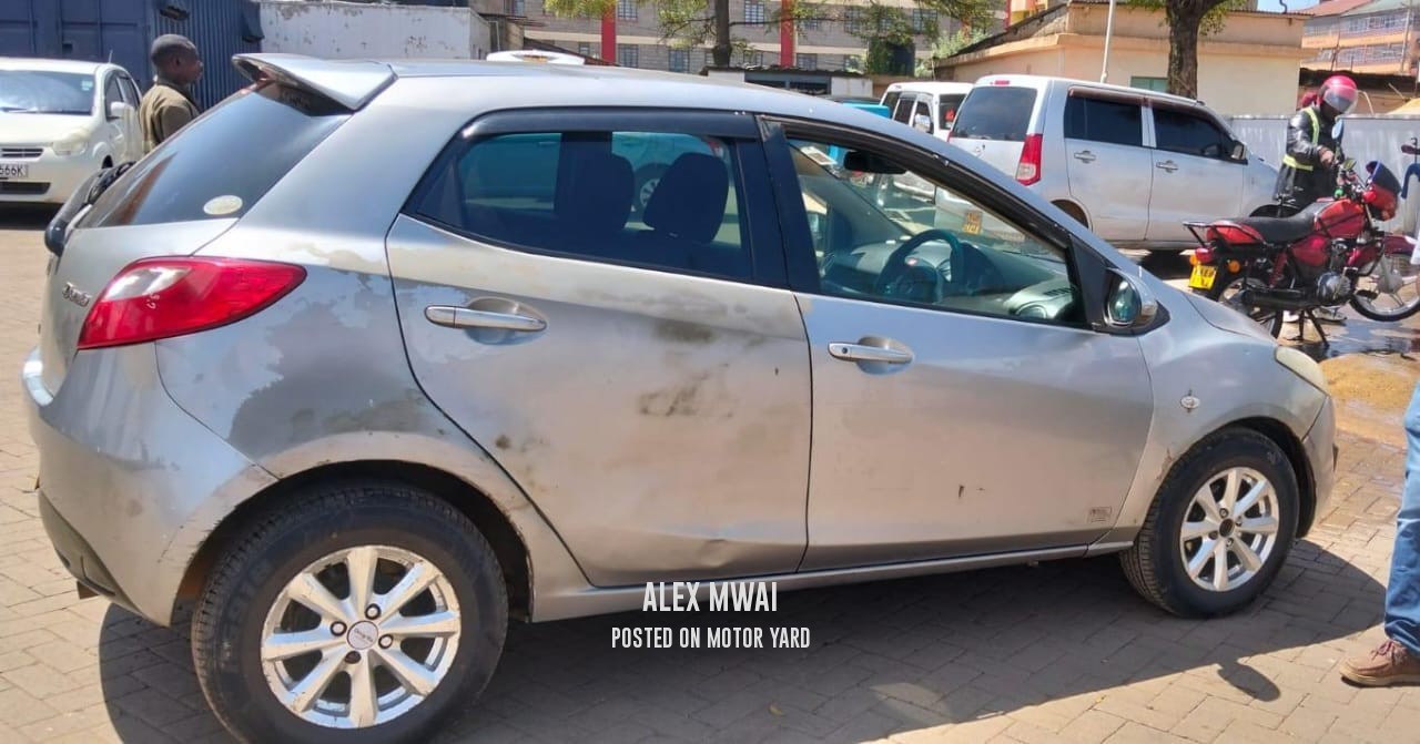 Mazda Demio 2011 Grey
