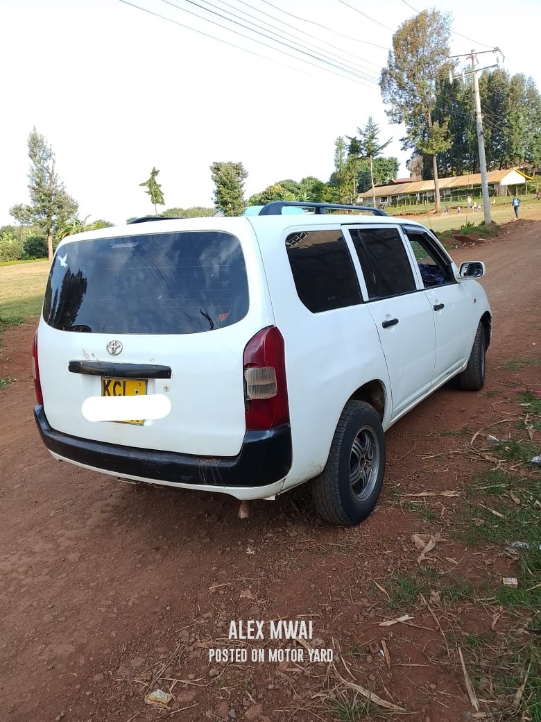 Toyota Probox 2011 White