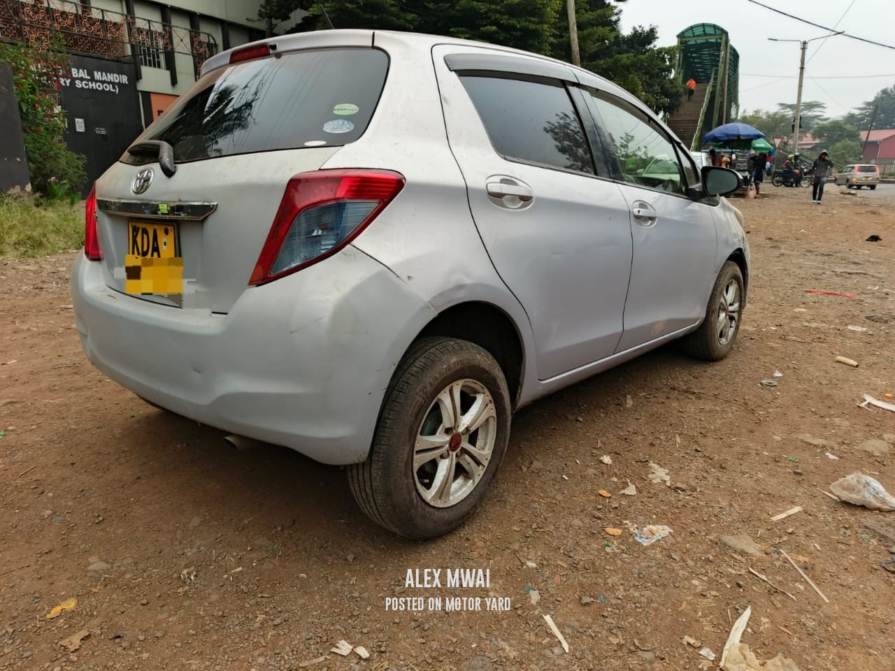 Toyota Vitz 2013 Grey