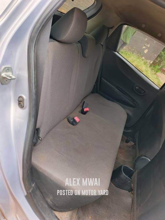 Toyota Vitz 2013 Grey