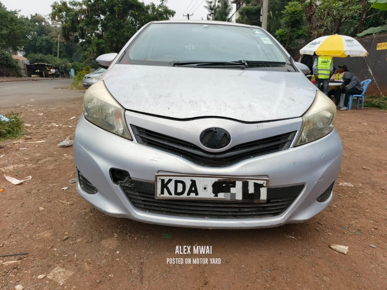 Toyota Vitz 2013 Grey